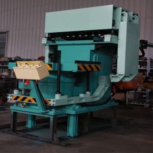 Air multi-piston moulding machine